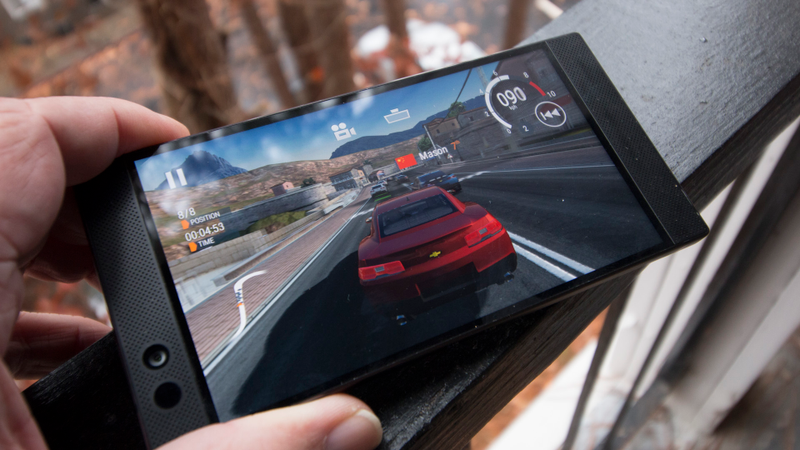 Illustration for article titled Razer Phone Review: The Right Way To Make A Gaming Phone